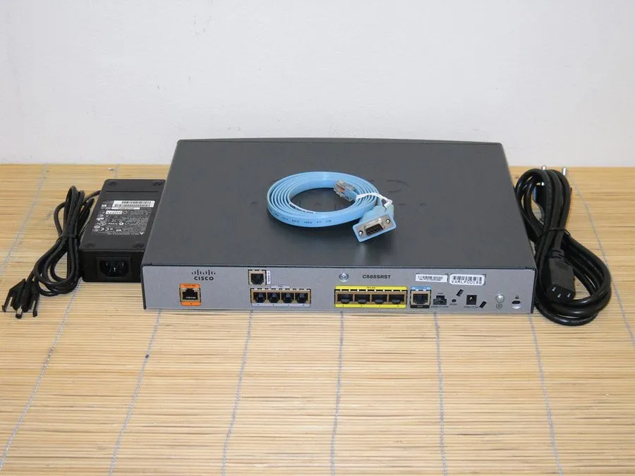 Маршрутизатор Cisco C888SRST-K9 Router