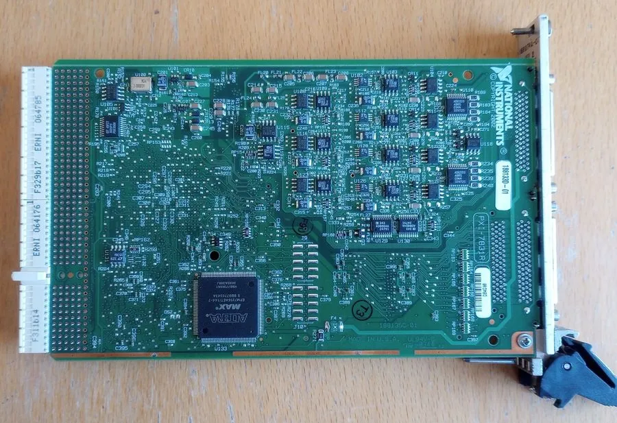 Тестер National Instruments PXI-7831R