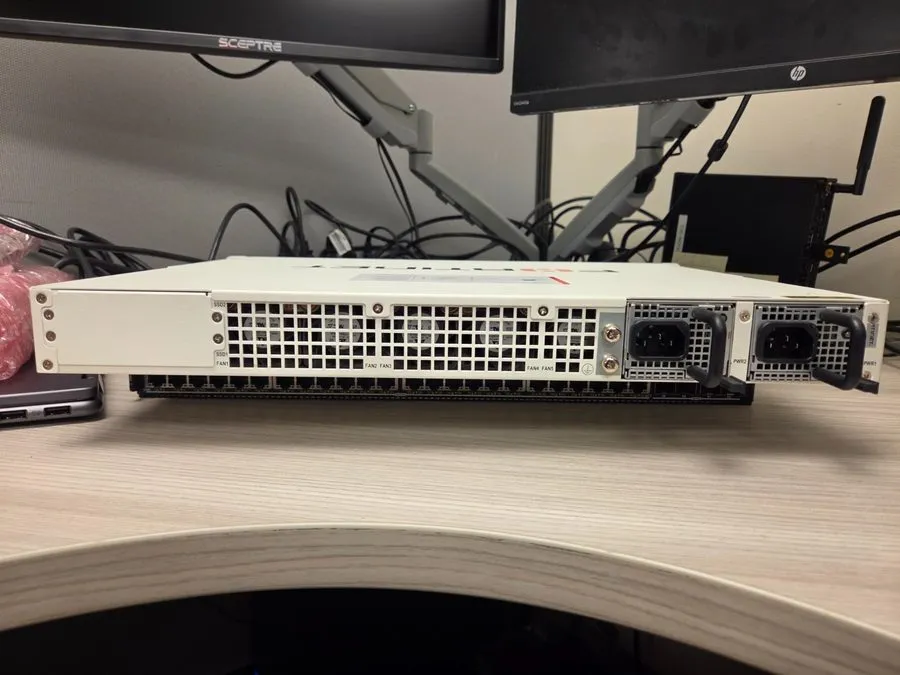 Межсетевой экран Fortinet FortiGate-601F Firewall — фото лота 2
