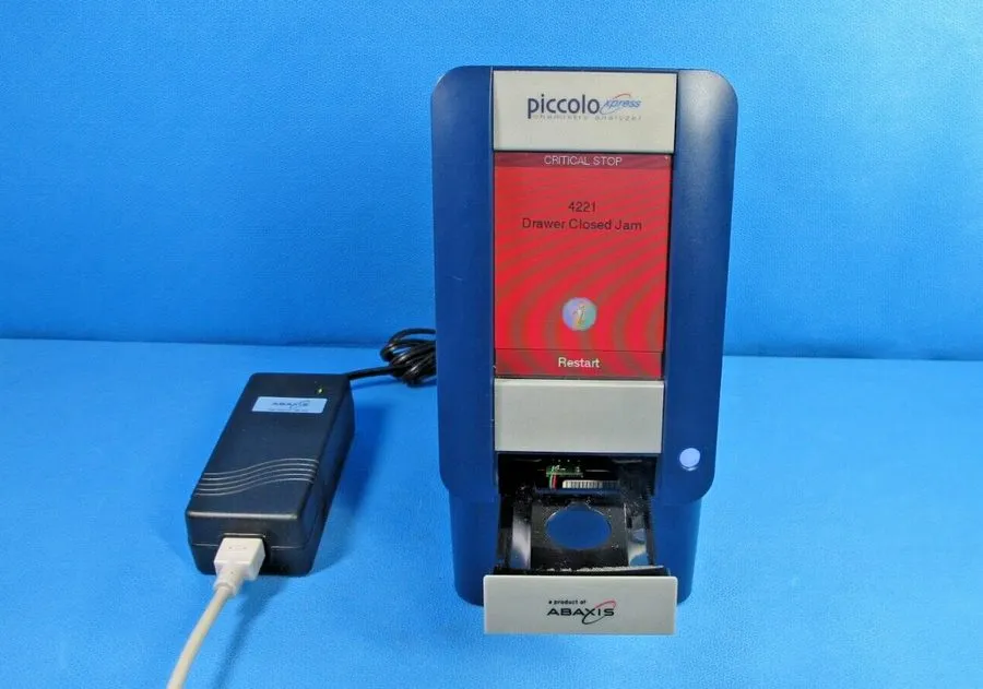 Анализатор Abaxis Piccolo Xpress Chemistry Blood Analyzer Model 110-1000R. Rev.  — фото лота 2