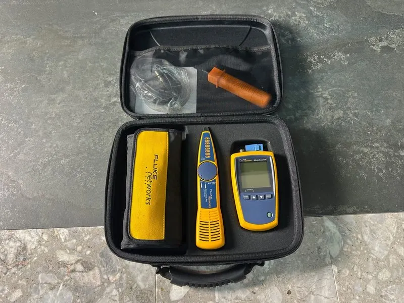 Тестер Fluke Networks MS2-KIT Microscanner 2 & Intellitone Pro 200 Cable Test Ki