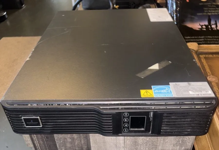ИБП Liebert GXT4 3000VA 2700W Double Conversion Online UPS 120V GXT4-3000RT120 — фото лота 1