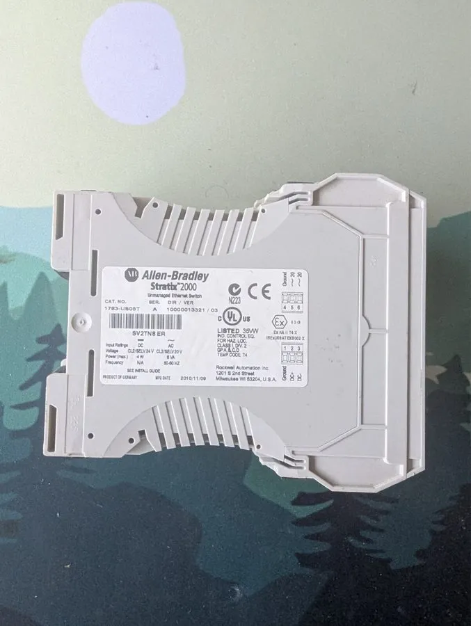 Коммутатор Allen Bradley 1783-US05T Stratix 2000 Ethernet Switch AB — фото лота 2