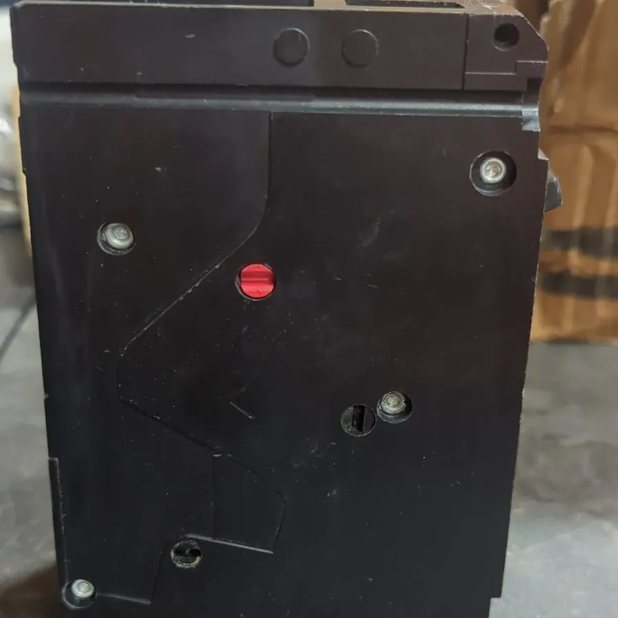 Автоматический выключатель Siemens Sentron ED43B080 Circuit Breaker 80A 3-Pole 4
