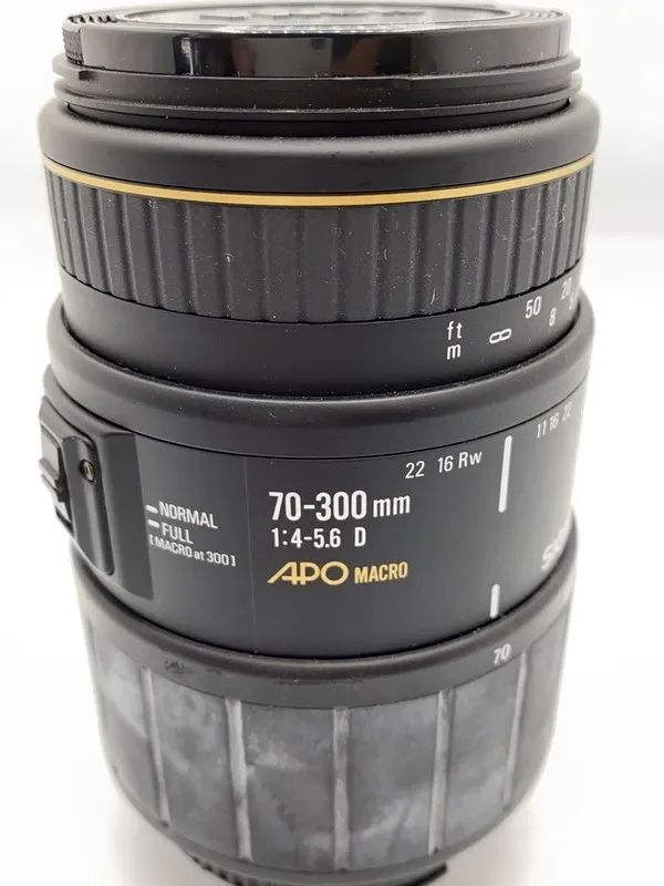 Объектив Sigma 70-300mm f/4-5.6D Camera Lens