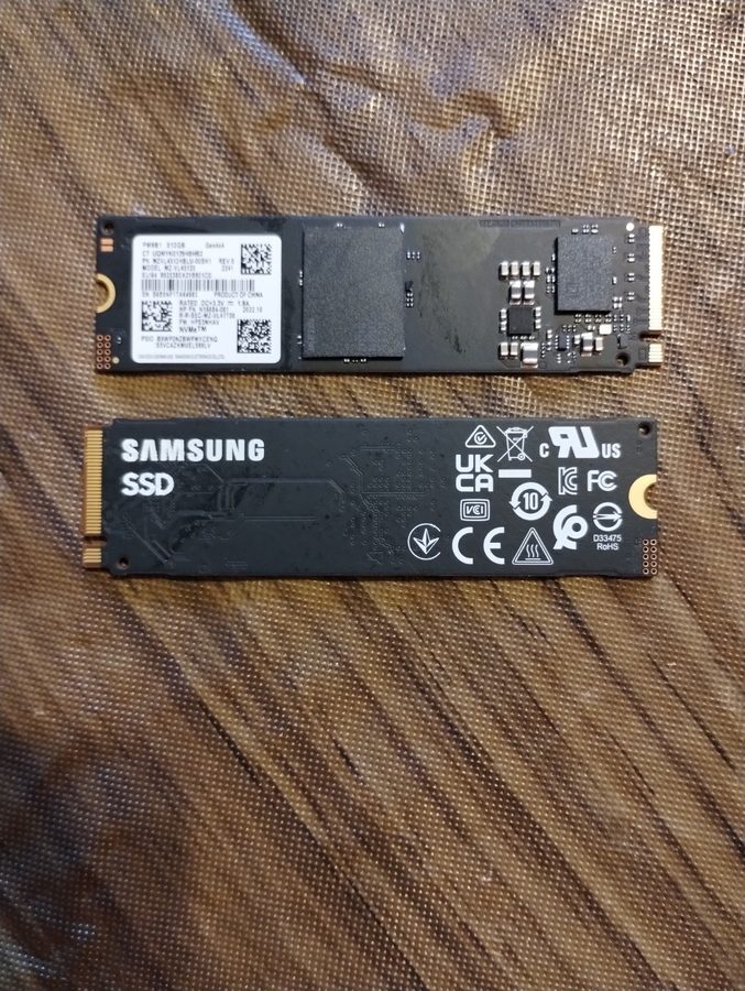 SSD-накопитель Samsung PM9B1 512GB NVMe M.2 SSD PCIe Gen4 x4 MZVL4512HBLU