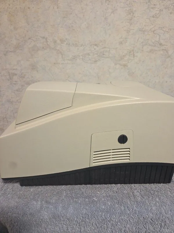 Спектрофотометр Thermo Fisher Scientific Genesys 20 Spectrophotometer 1.0AMPS 40 — фото лота 3