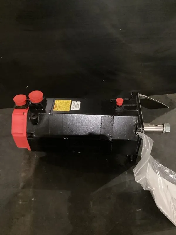Серводвигатель Fanuc CNC A06B-0147-B675 3.8kW 157VAC 15AMP AC Servo Motor — фото лота 1