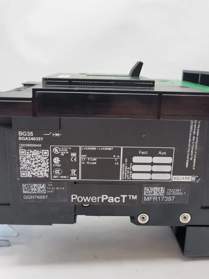 Автоматический выключатель Square D BGA34035Y PowerPact I-Line Circuit Breaker 3
