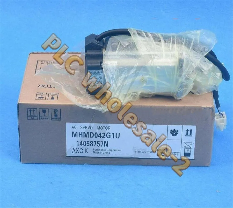 Серводвигатель MHMD042G1U