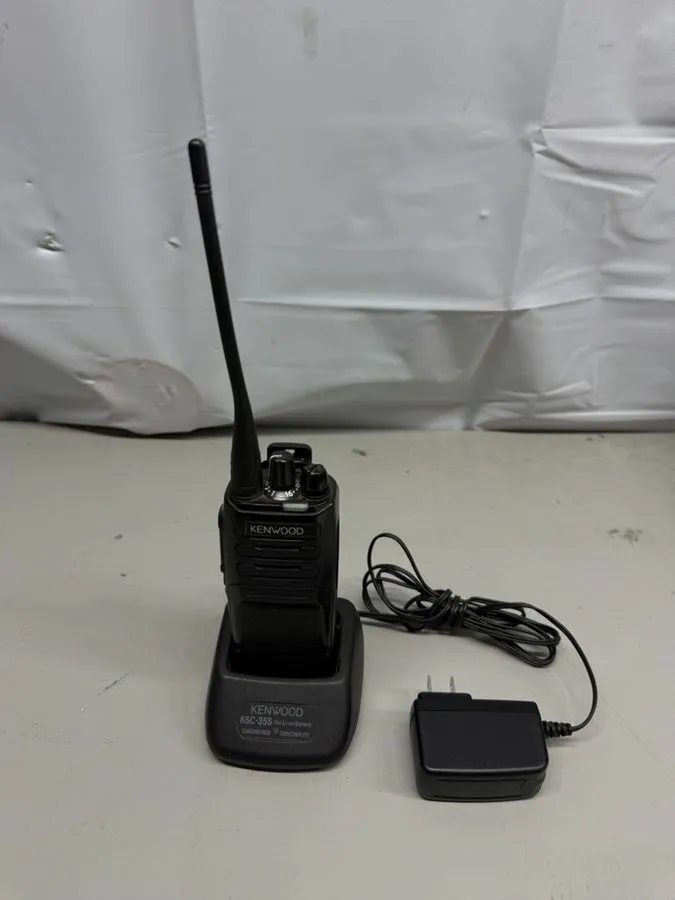 Радиостанция Kenwood NX-1000 Series (NX-1300-K5) UHF Transceiver Two-Way Radio