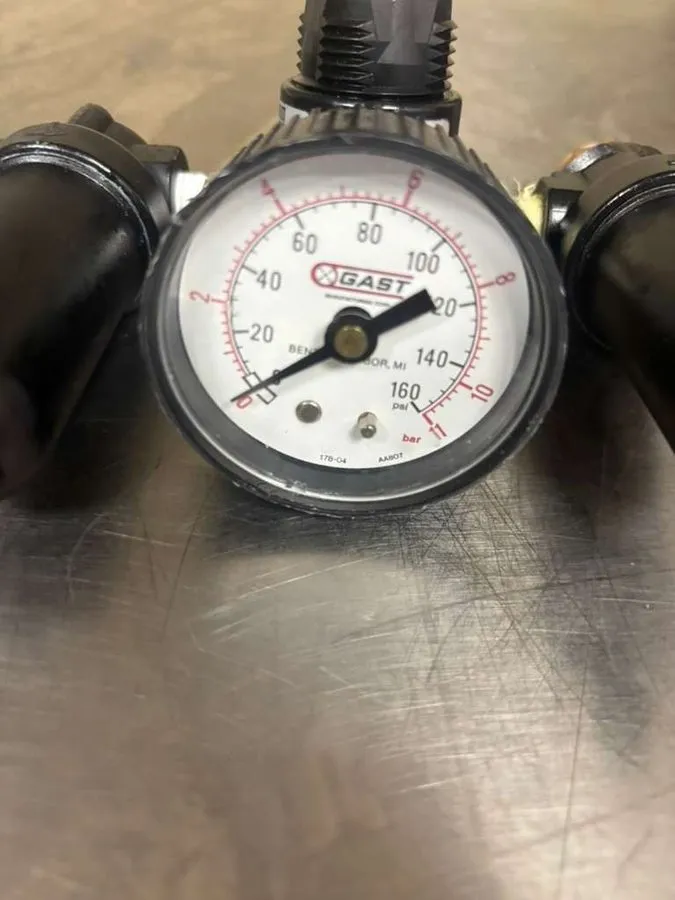 Трубопроводная арматура GAST ADJUSTABLE PRESSURE REGULATOR AH101R — фото лота 1