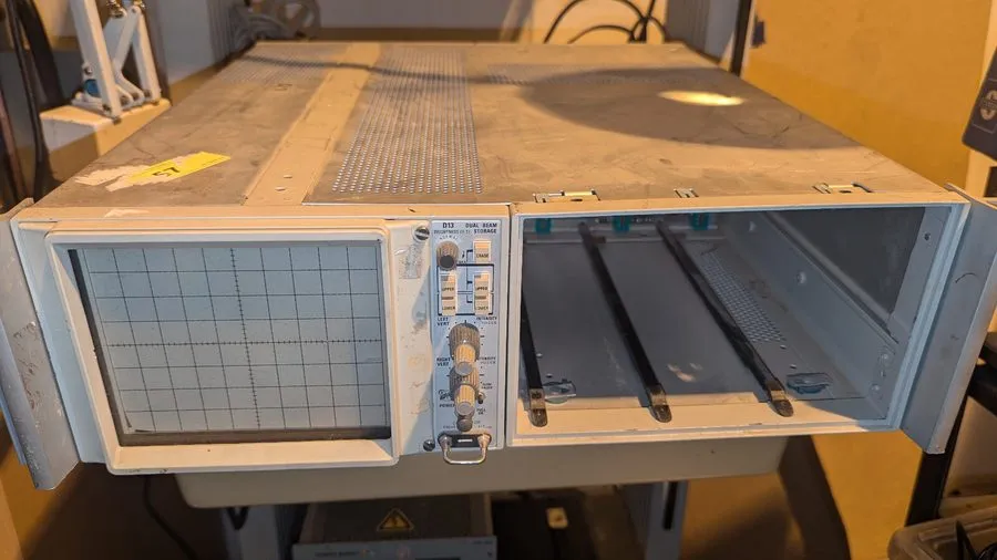Осциллограф Tektronix D13 / 5103N Dual Beam Storage Oscilloscope PARTS / REPAIR