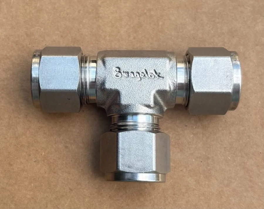 Фитинг Swagelok Stainless Steel Union Tee Fitting, 1/2" OD Tube, SS-810-3