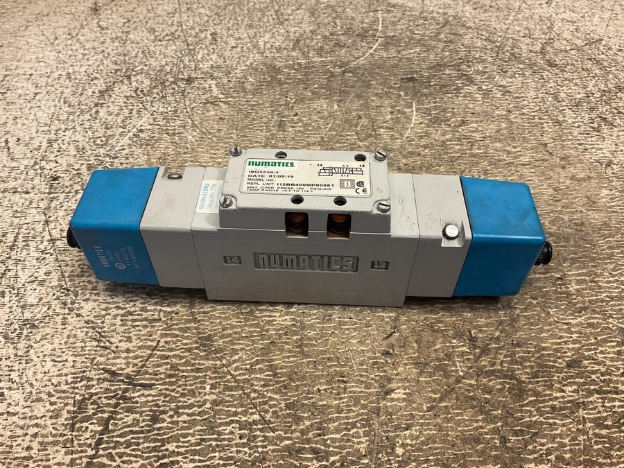 Электромагнитный клапан Numatics I12BB400MP00061 24 VDC Pneumatic Solenoid Valve