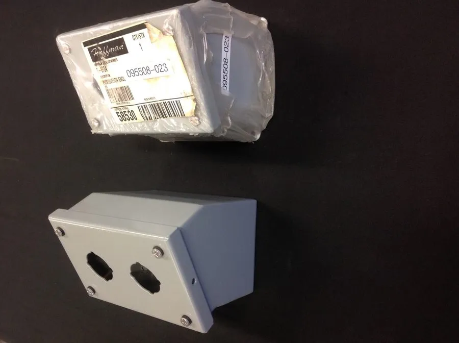 Монтажный шкаф Hoffman E-2PBA Pushbutton Enclosure