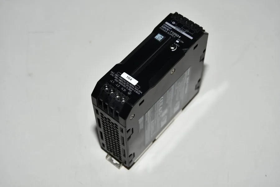 Блок питания Omron S8VK-T12024 24VDC 5.0A 120W DIN Rail Power Supply 380-480VAC