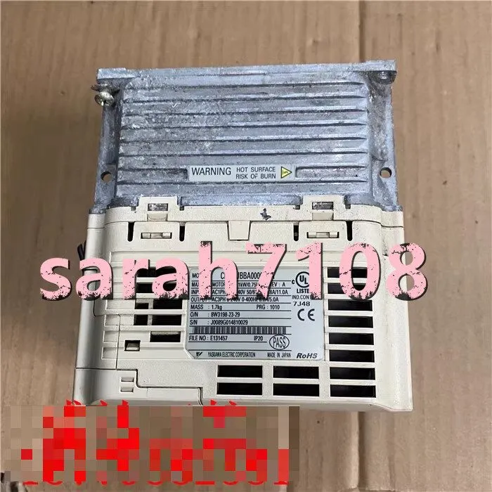 Частотный преобразователь Yaskawa inverter J1000 CIMR-JBBA0006BAA 0.75KW 220V