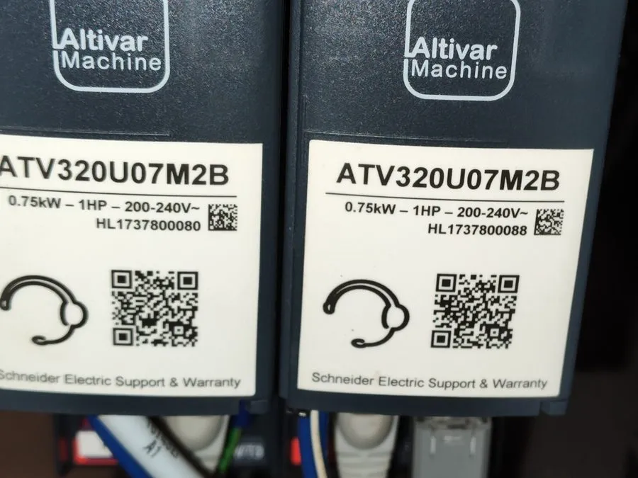 Частотный преобразователь Schneider Electric Altivar 320 AC Drive ATV320U07N4B 0