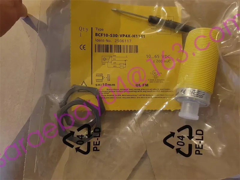 Датчик приближения 1/piece BCF10-S30-VP4X-H1141 Capacitive Sensor