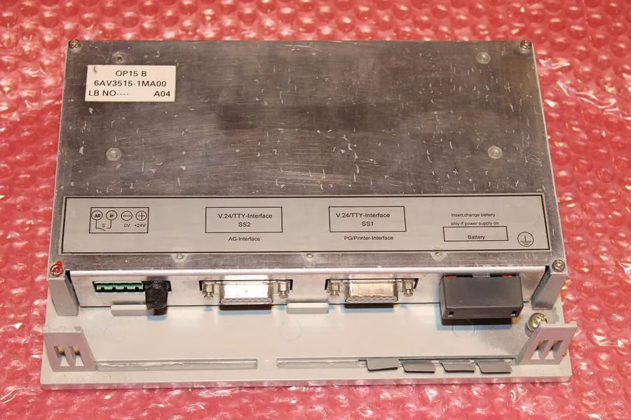 Панель оператора Siemens Operator Panel OP15-B 6AV3515-1MA00 / E- 4 HMI