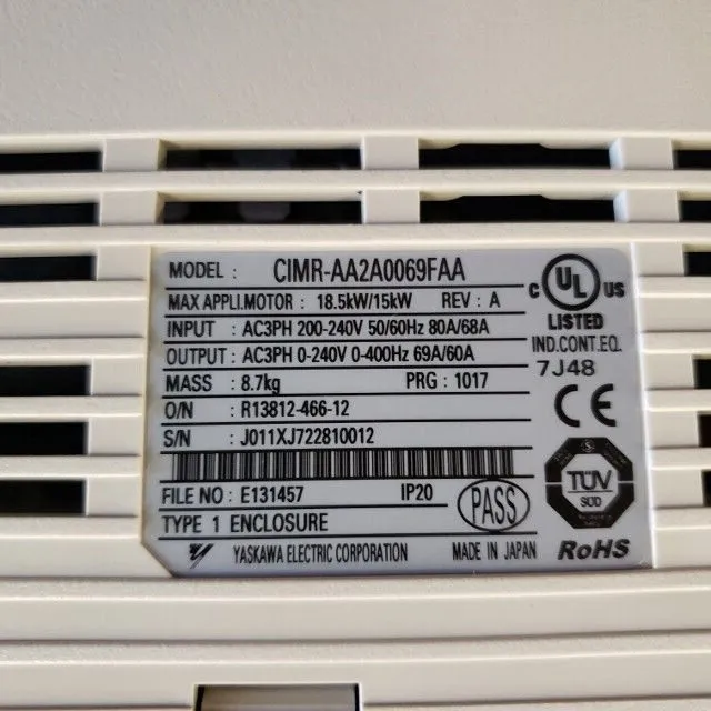 Привод Yaskawa V1000 Drive CIMR-AA2A0069FAA Inverter 3PH/240V/22HP