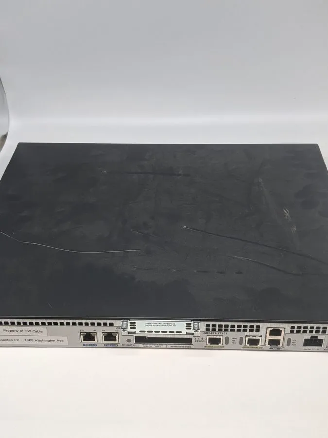 Маршрутизатор Cisco IAD2431 2-Port 10/100 Wired Router (IAD2431-16FXS)