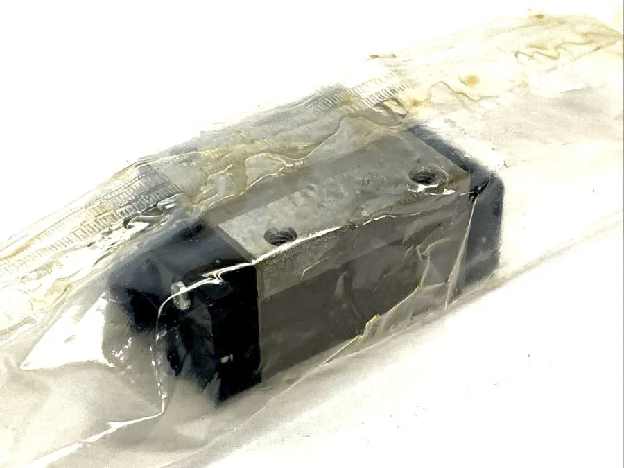Подшипник THK HSR15R1SS Linear Slide Block Bearing