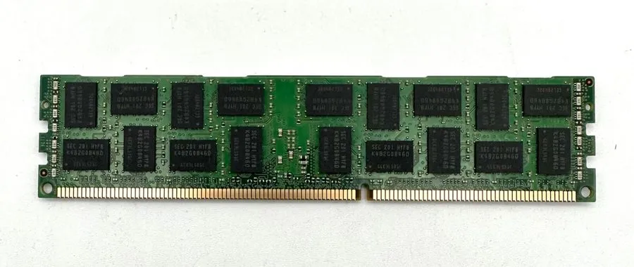 Модуль памяти Samsung 8GB (1x8GB) ECC Server RAM PC3L-8500R DDR3-1066 M393B1K73D