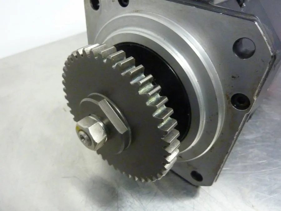 Серводвигатель REPAIRED FANUC A06B-0163-B175 AC SERVO MOTOR 1.8kW 3000RPM — фото лота 2