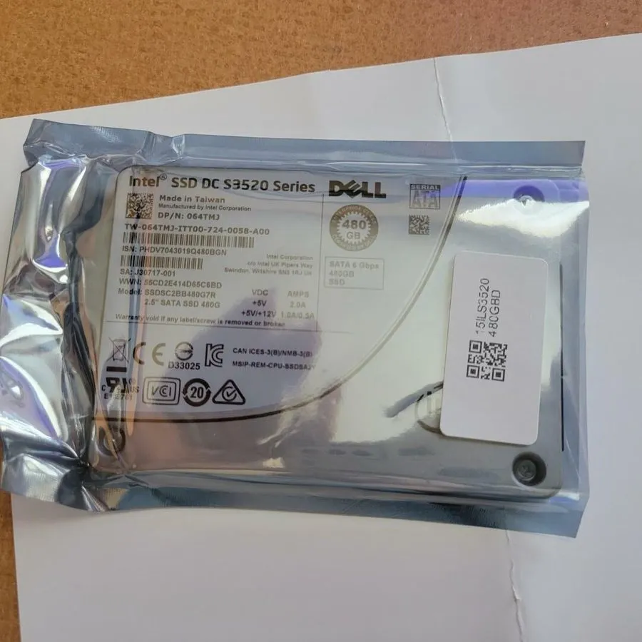 SSD-накопитель 64TMJ для DELL Intel DC S3520 480GB 6Gb/s 2.5INCH SATA SSD 064TMJ