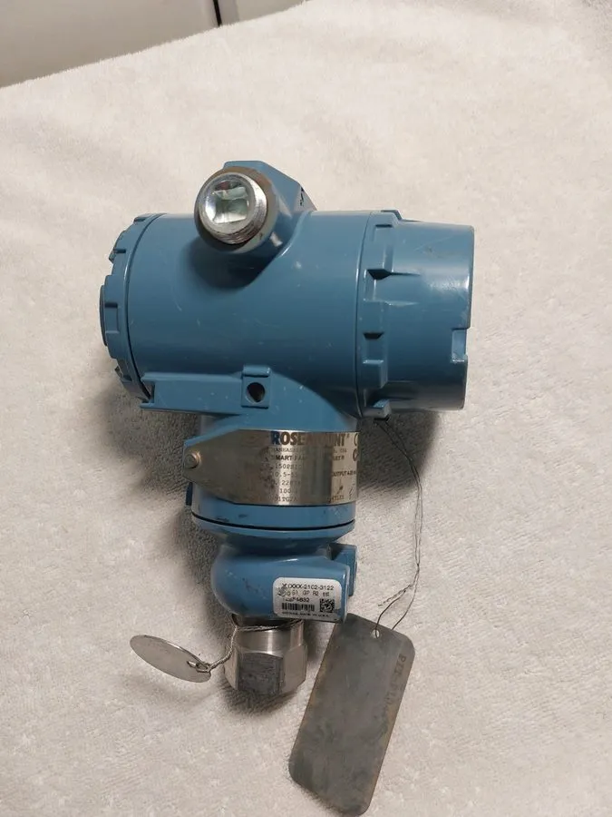 Датчик давления ROSEMOUNT 3051TG2A2 PRESSURE TRANSMITTER — фото лота 2