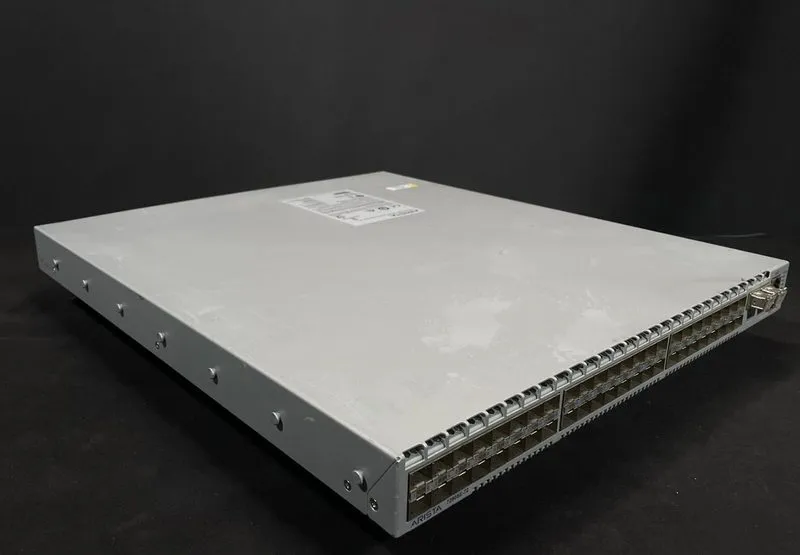 Коммутатор Arista DCS-7280SE-72-R 48 x 1/10GB SFP 2 x 100GB MXP Port Ethernet Sw — фото лота 2