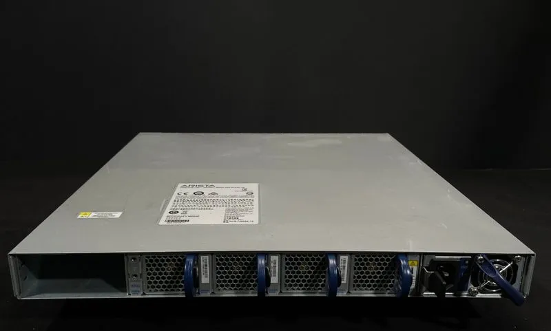 Коммутатор Arista DCS-7280SE-72-R 48 x 1/10GB SFP 2 x 100GB MXP Port Ethernet Sw — фото лота 4