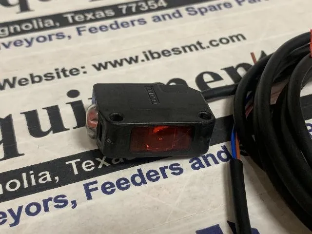 Фотоэлектрический датчик Keyence Photoelectric Sensor NPN12-24VDC Red LED PZ2-51