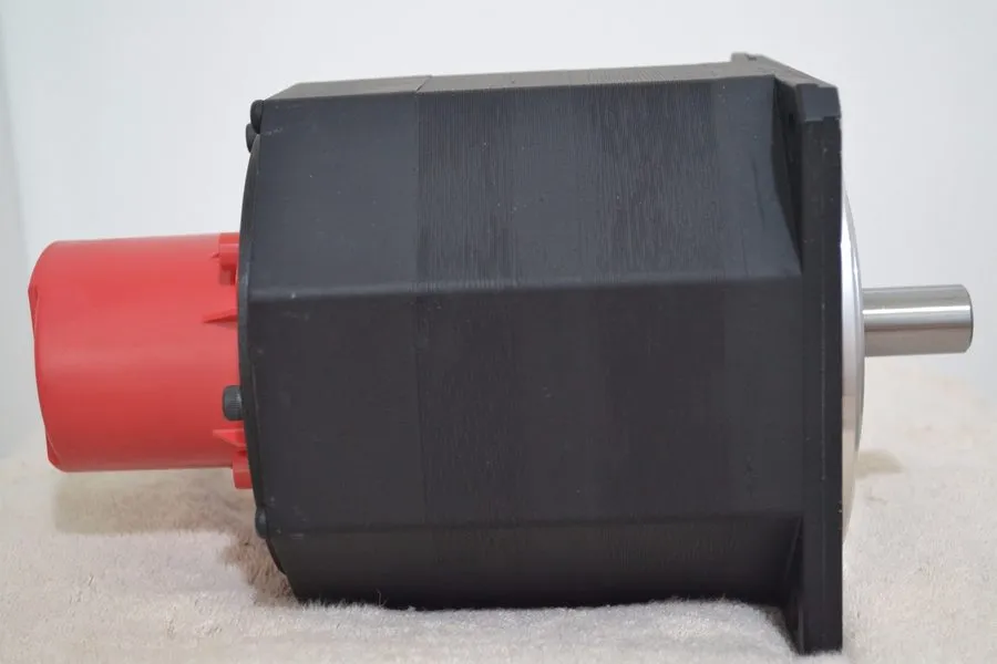 Серводвигатель FANUC A06B-0034-B075 AC Servo Motor 199V 4.7A 133Hz 0.9KW