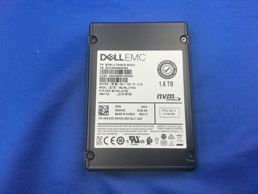 SSD-накопитель 6GK00 Dell Samsung PM1735 1.6TB NVMe PCIe Gen 4 Mix Use 2.5'' U.2 — фото лота 1