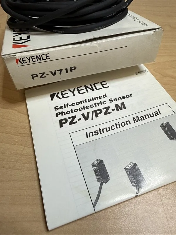 Фотоэлектрический датчик Keyence PZ-V71P Photoelectric Sensor FNOB — фото лота 1