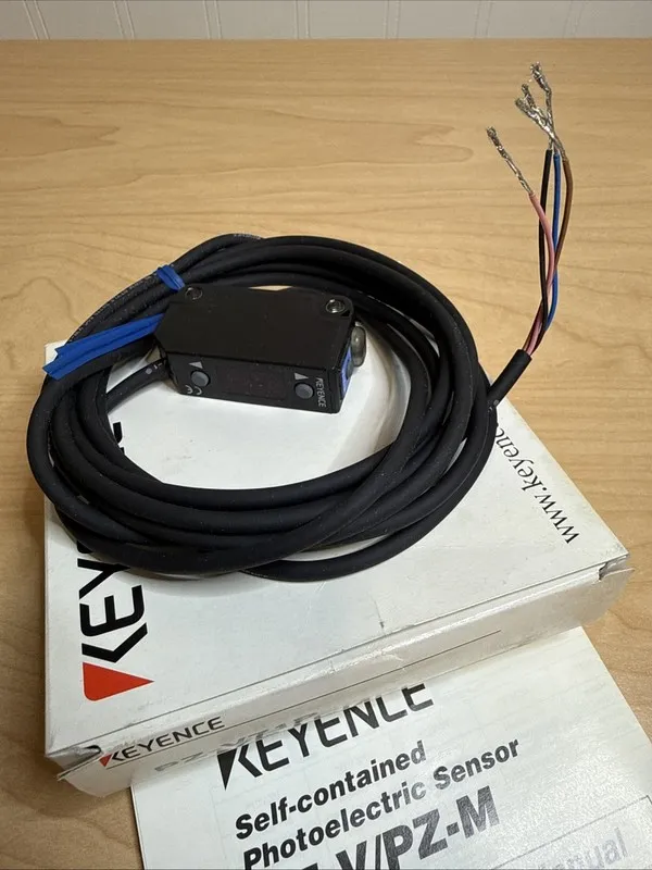 Фотоэлектрический датчик Keyence PZ-V71P Photoelectric Sensor FNOB — фото лота 2