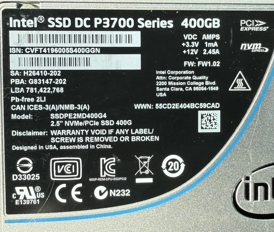SSD-накопитель 400 GB Intel DC P3700 2.5" SSD NVMe PCIe 3.0 Gen 3 x 4 U.2 SSDPE2 — фото лота 1