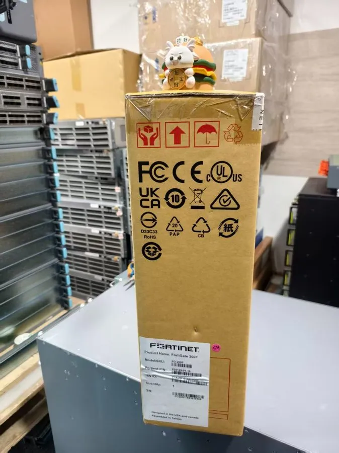 Межсетевой экран Fortinet FortiGate 200F FG-200F Firewall Appliance 1U Rackmount