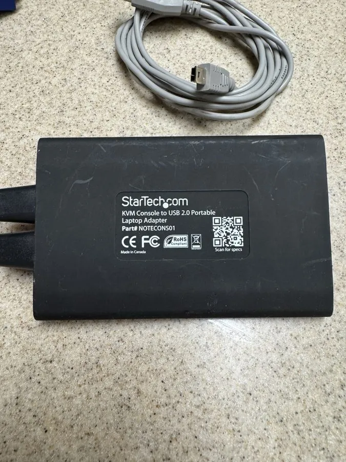 KVM-переключатель StarTech NOTECONS01 KVM Console to USB 2.0 Portable Crash Cart — фото лота 1