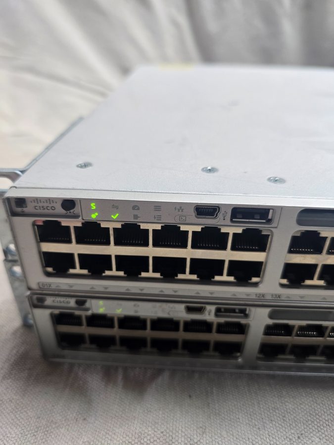 Фото лота C9300-48 от продавца №84970