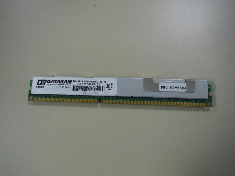 Модуль памяти HMT112R7AFP8C-G7TB Hynix 1GB PC3-8500 DDR3-1066MHz ECC Registered 