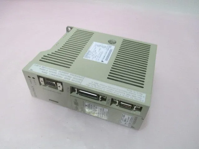 Сервопривод YASKAWA SERVOPACK SGDA-01AS