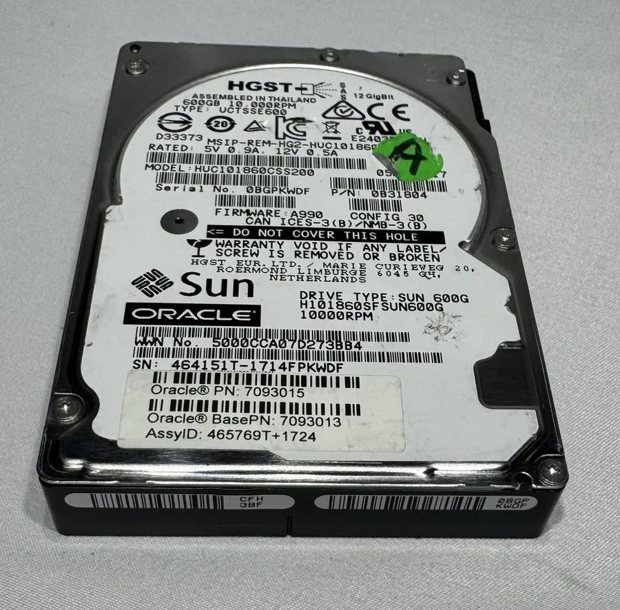 Жёсткий диск HUC101860CSS200 6DWVP Dell GEN13 600GB 10K RPM 12Gb/s 2.5"SAS Hard