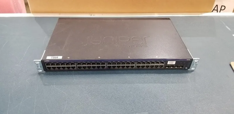 Коммутатор Juniper Networks EX2200-48T-4G