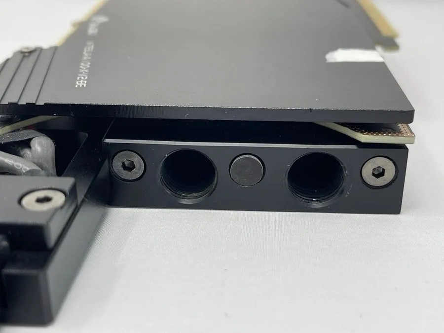 GPU-ускоритель NVIDIA CMP 170HX 64GB HBM2e Unlocked A100 GA100 300W VBIOS Water  — фото лота 1