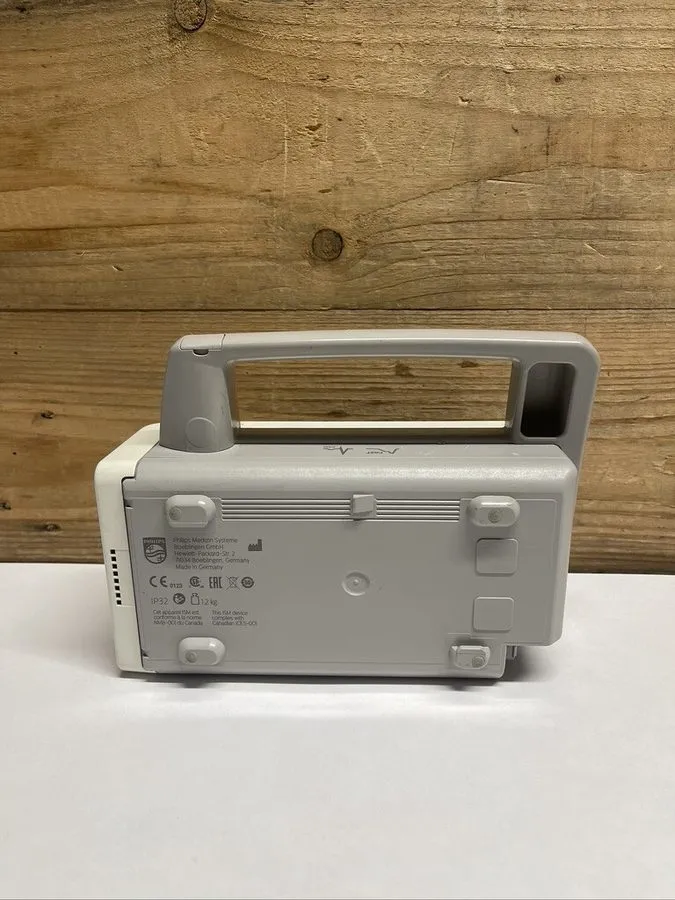 Монитор пациента Philips IntelliVue MP2 Portable Patient Monitor M8102A — фото лота 2