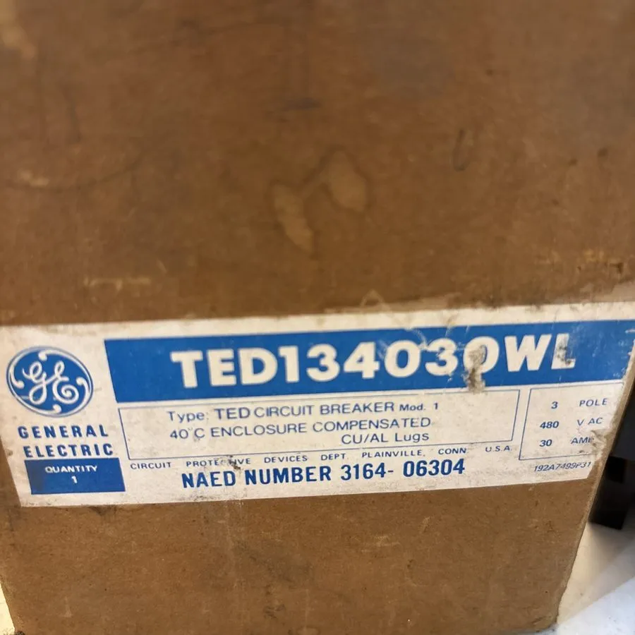 Автоматический выключатель GE TED134030 30A 3-Pole 480V AC E-Frame Circuit Break